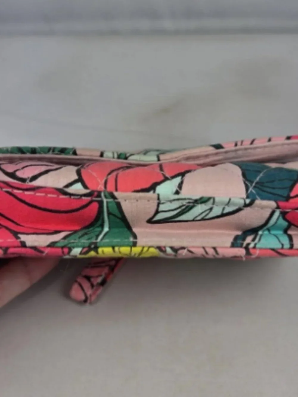 Vera Bradley Wallet RETIRED Vintage Floral Phone Wristlet Quilted Cotton Pink